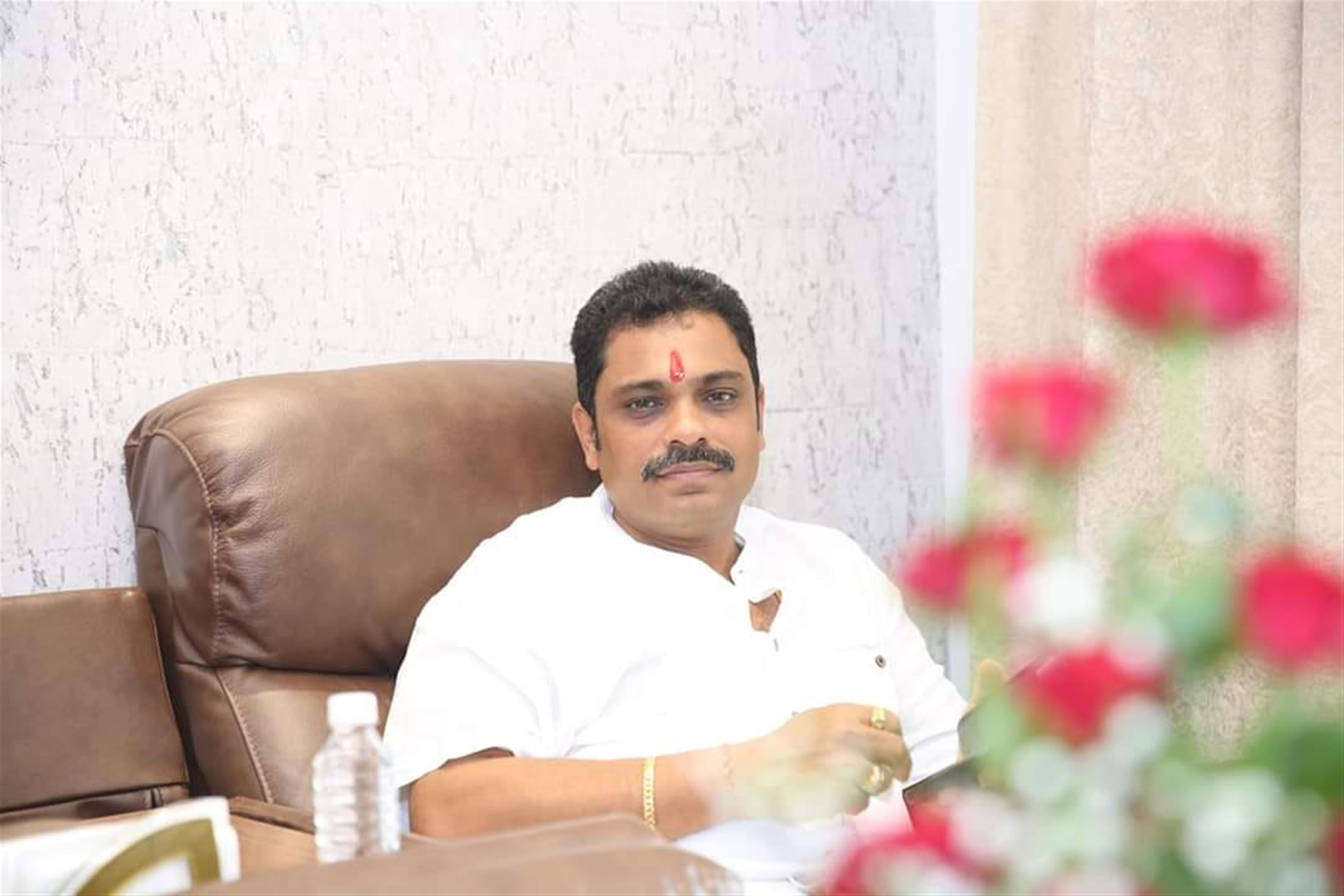 श्री राजेश हीरालाल अग्रहरि